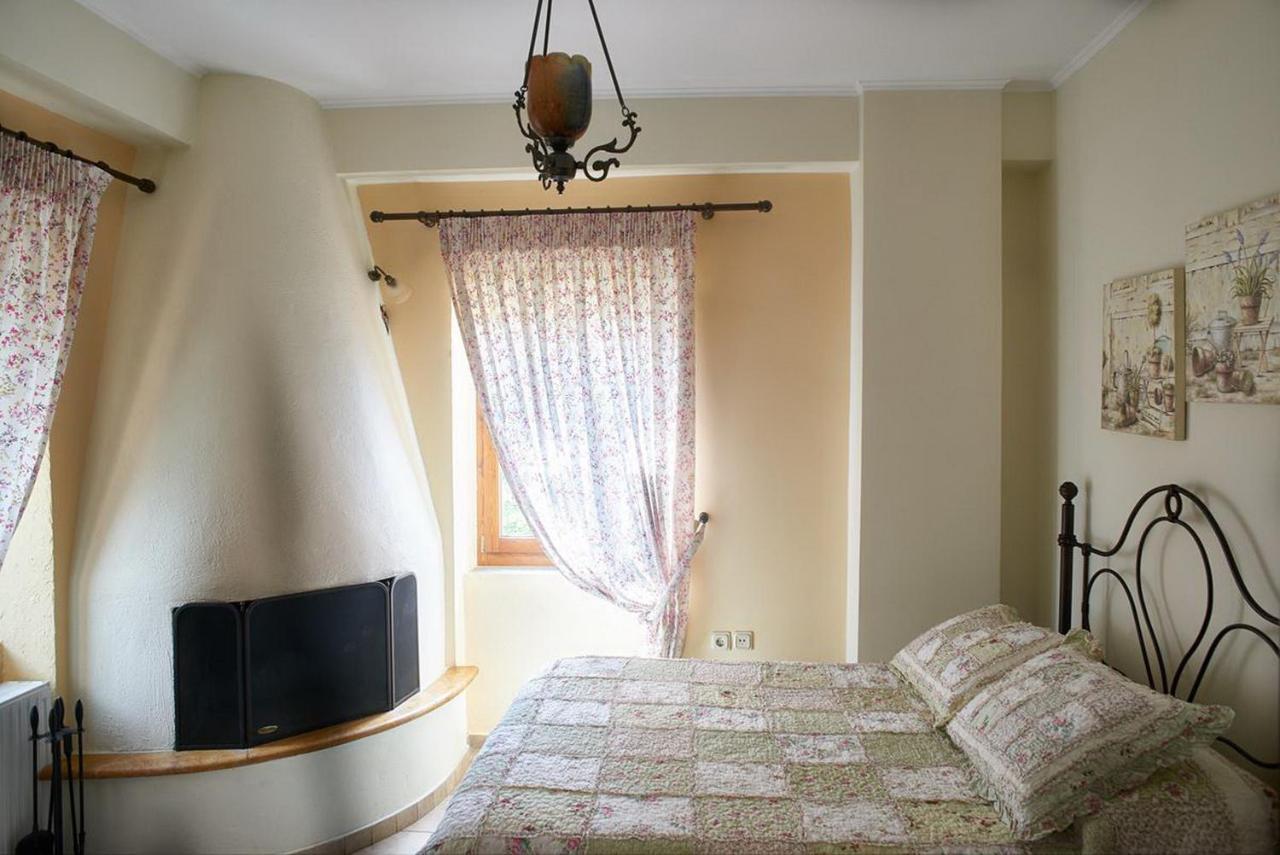 Triantafillies Guesthouse Portariá Buitenkant foto