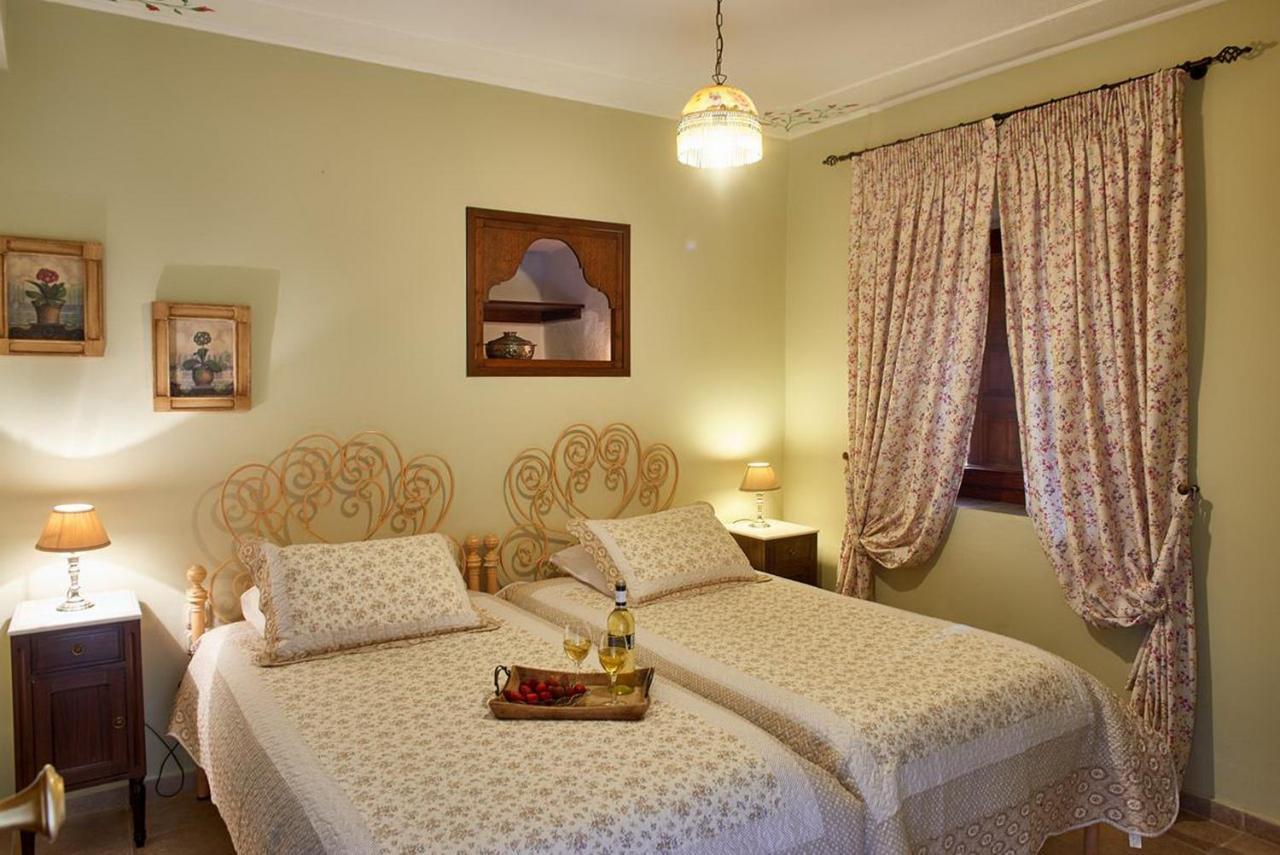 Triantafillies Guesthouse Portariá Buitenkant foto