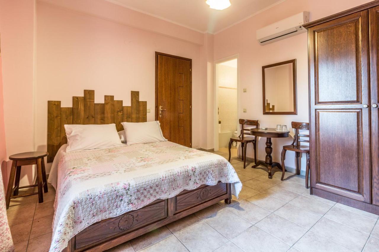 Triantafillies Guesthouse Portariá Buitenkant foto